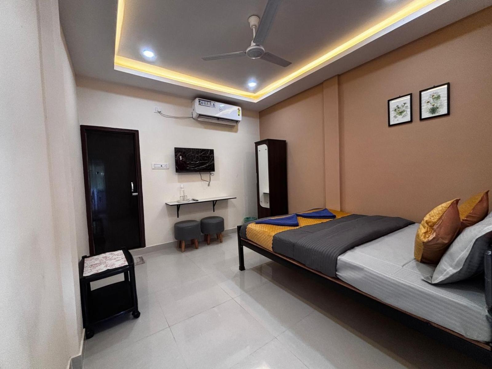 The Gulmohar Inn Guwahati Exterior foto